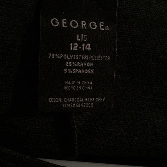 Jumper - Picture 3 of 3